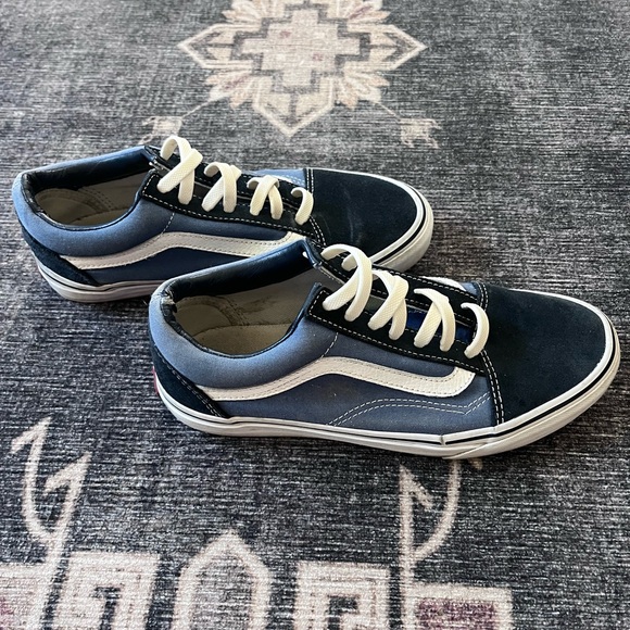 Vans - Old Skool in Navy - Picture 3 of 6